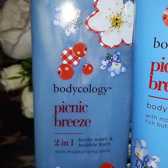 🆕️❣LAST 1❣ "PICNIC BREEZE" BODYCOLOGY BODY WASH SET~ FREE BODY PUFF - Picture 4 of 7